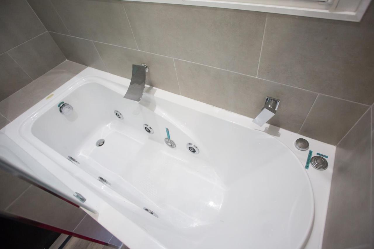 Windrose 8 Daire Madrid Dış mekan fotoğraf